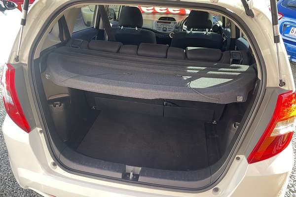 2012 Honda Jazz Vibe GE