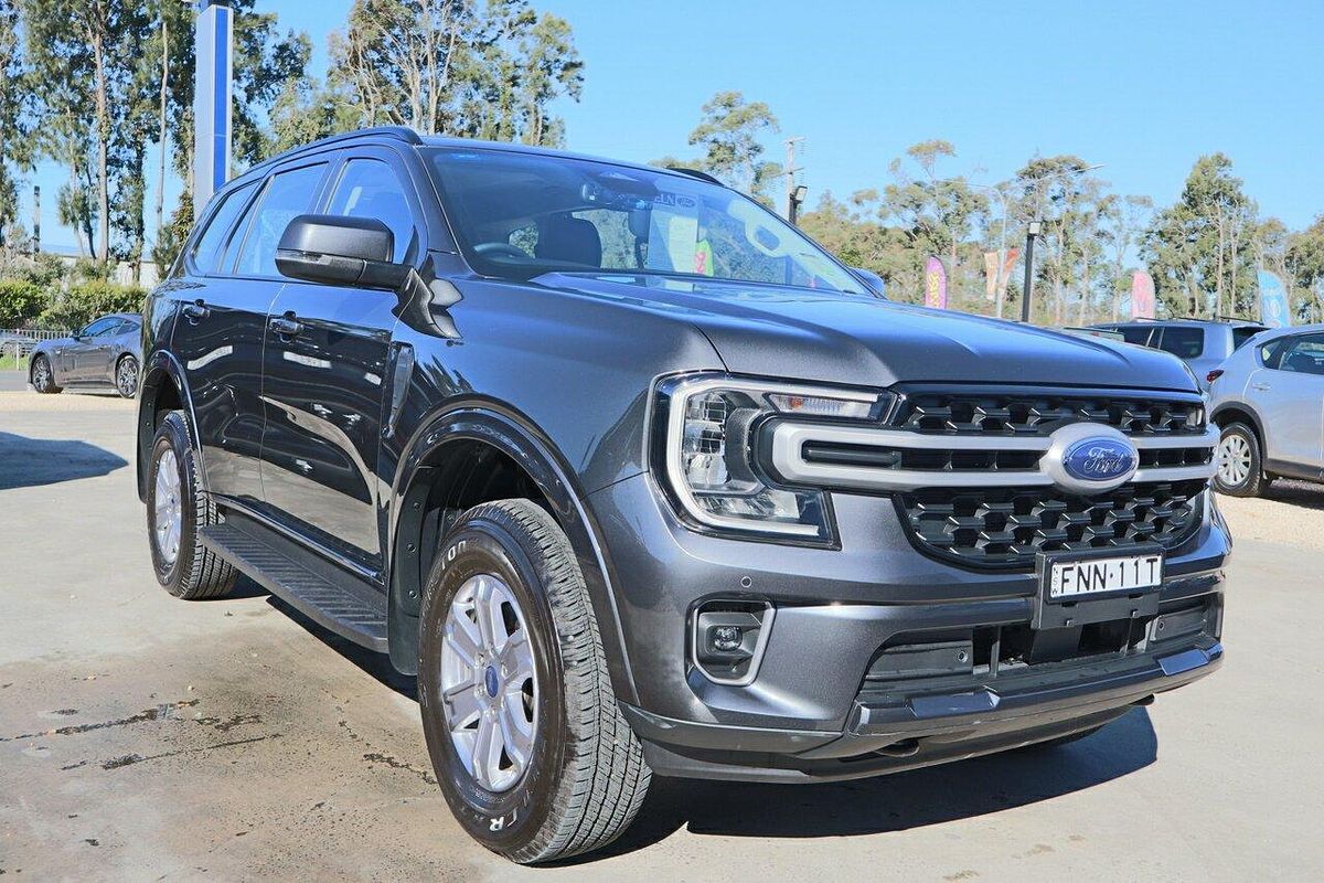 2024 Ford Everest Ambiente 2.0L