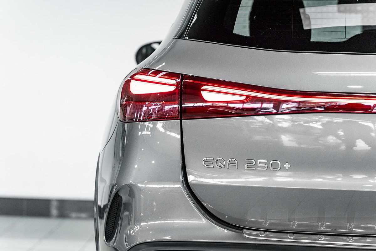 2024 Mercedes-Benz EQA EQA250+ H243