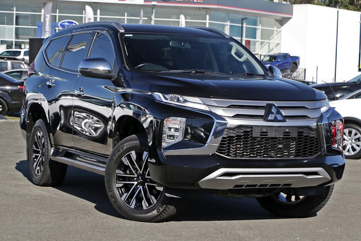 2022 Mitsubishi Pajero Sport GLS QF