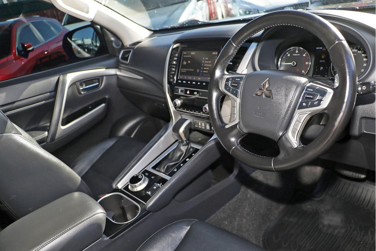 2022 Mitsubishi Pajero Sport GLS QF