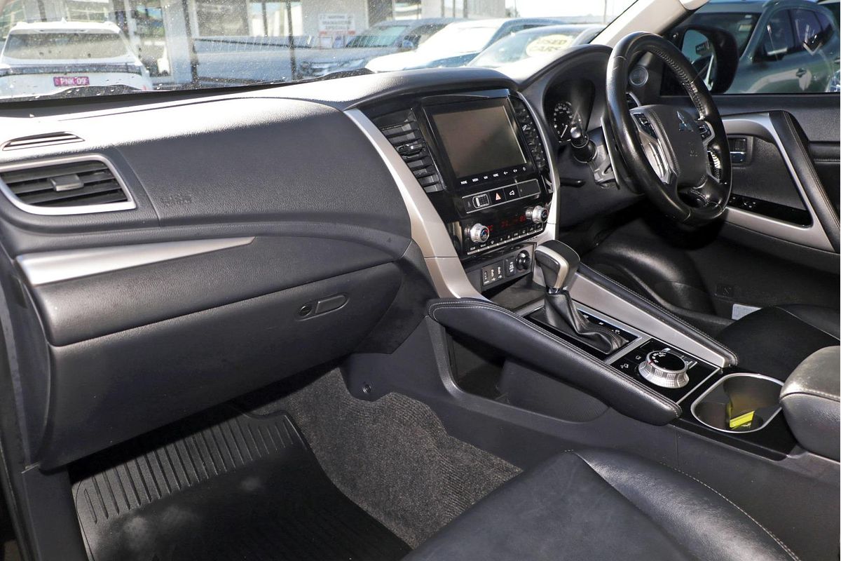 2022 Mitsubishi Pajero Sport GLS QF