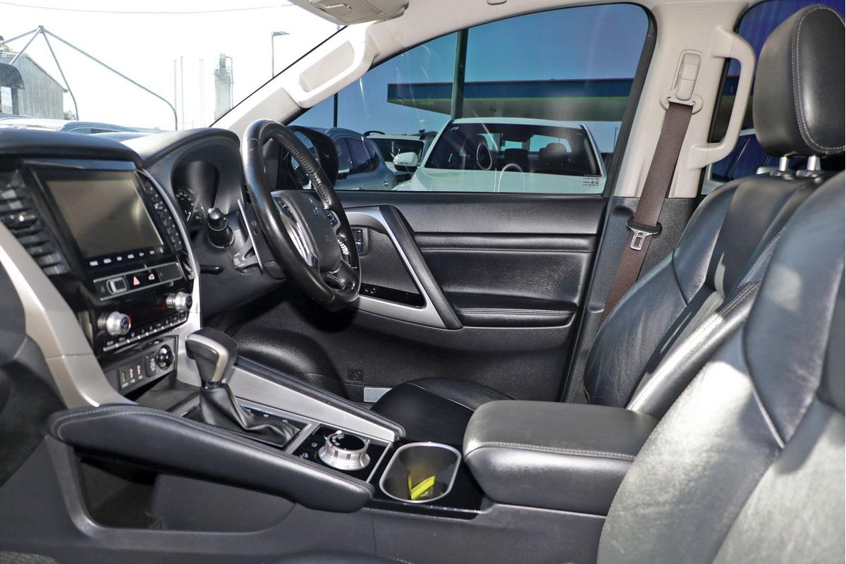 2022 Mitsubishi Pajero Sport GLS QF