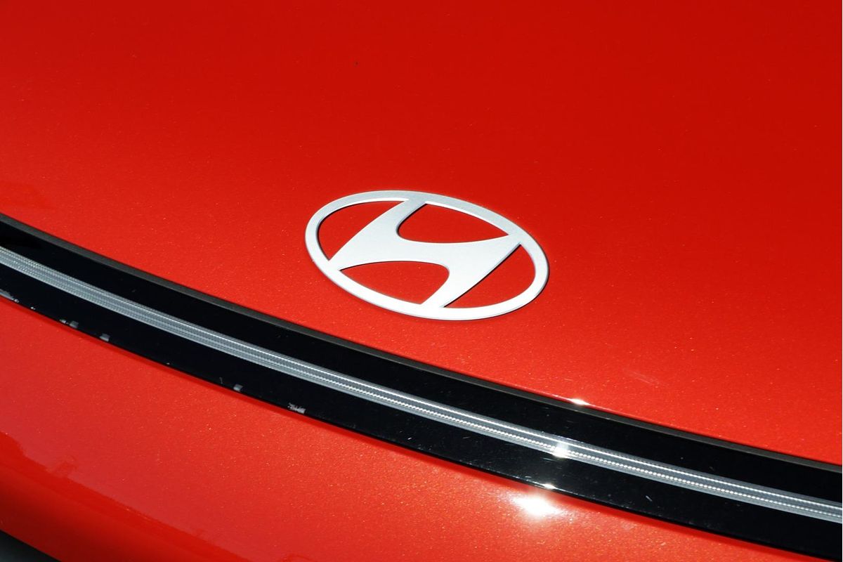 2024 Hyundai Kona Premium N Line SX2.V2