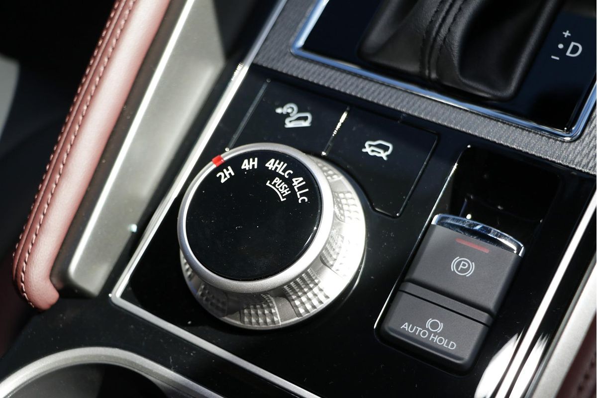 2025 Mitsubishi Pajero Sport GSR QG