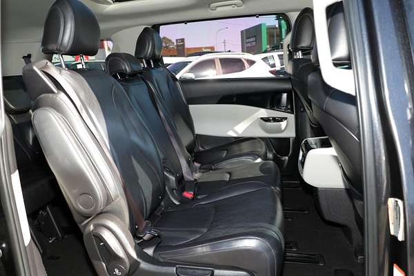 2022 Kia Carnival Platinum KA4