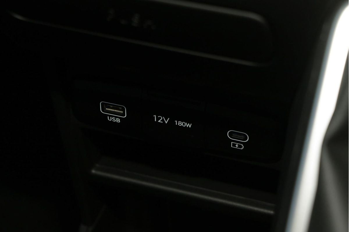 2025 Hyundai STARIA LOAD  US4.V3