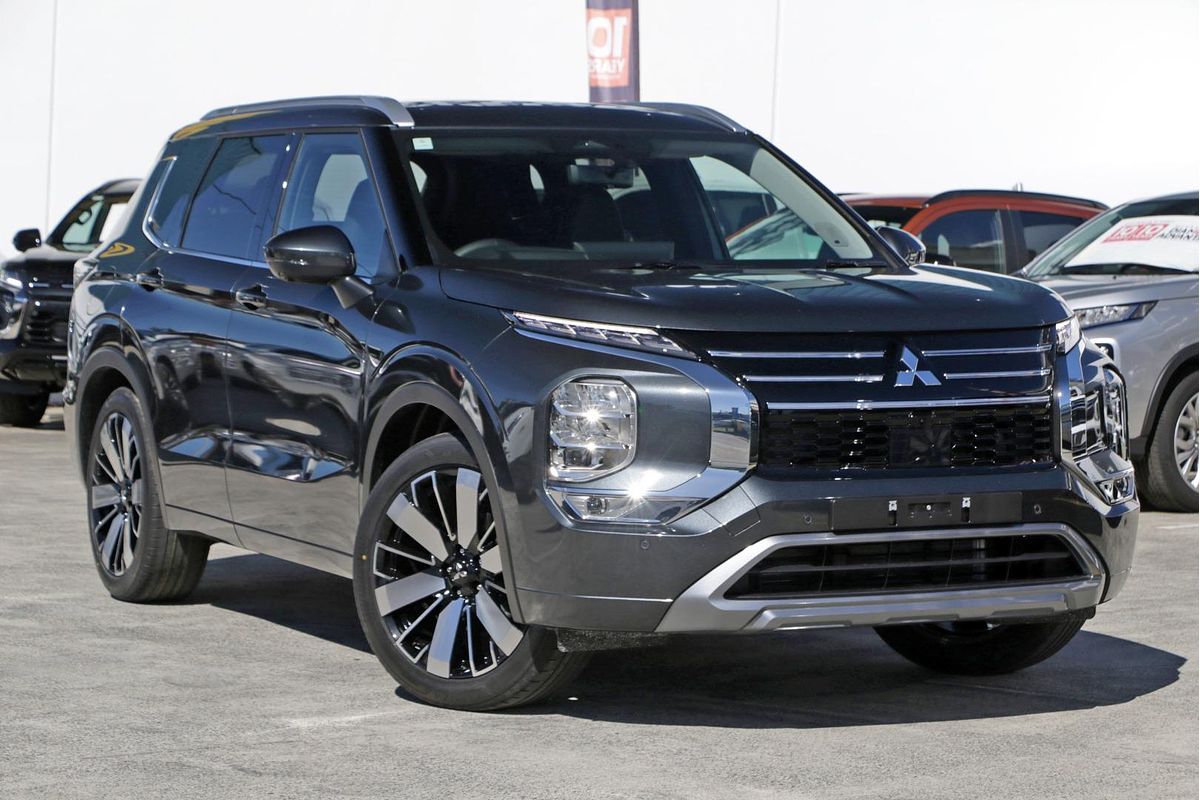 2025 Mitsubishi Outlander Exceed ZM