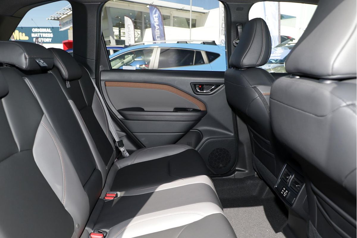 2025 Subaru Forester Hybrid Sport S6