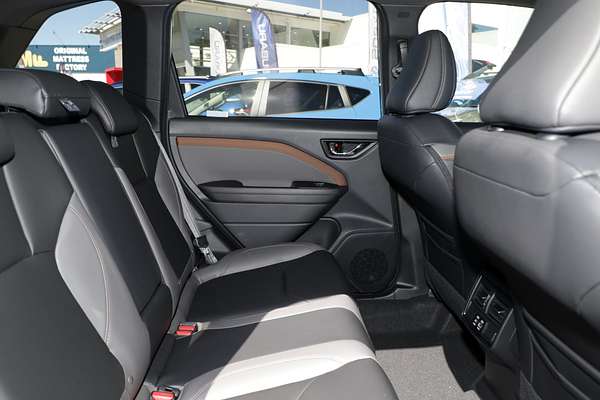 2025 Subaru Forester Hybrid Sport S6