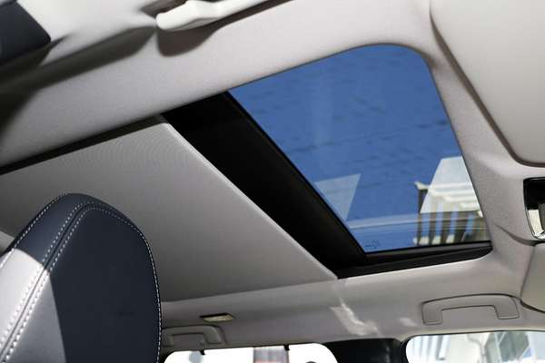 2025 Mitsubishi Outlander Exceed ZM