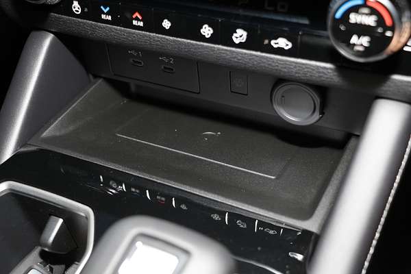 2025 Mitsubishi Outlander Exceed ZM