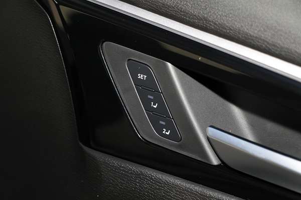 2025 Mitsubishi Outlander Exceed ZM