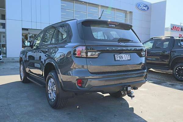 2024 Ford Everest Ambiente 2.0L