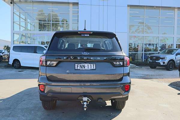 2024 Ford Everest Ambiente 2.0L