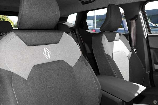 2025 Renault Duster Evolution X1311