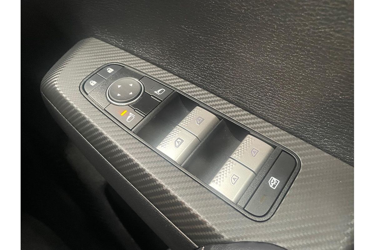 2024 Mitsubishi Outlander ES ZM
