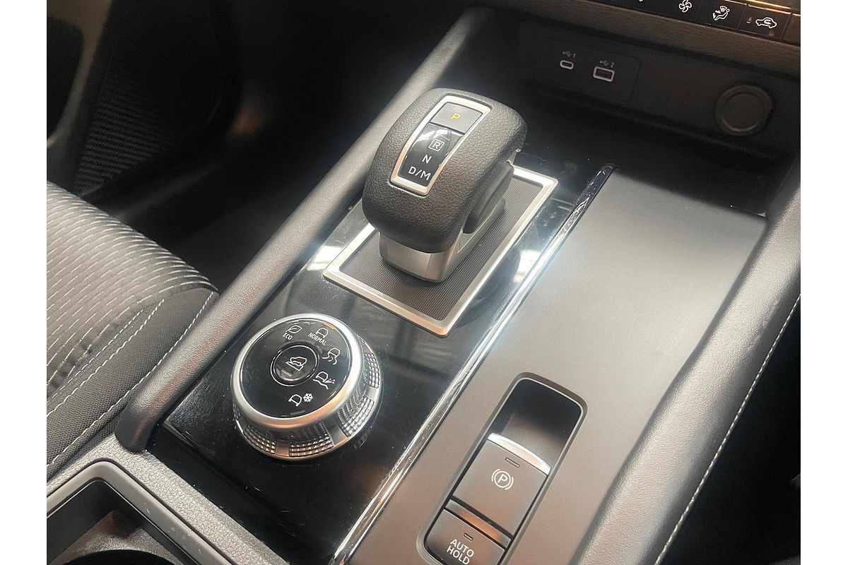 2024 Mitsubishi Outlander ES ZM