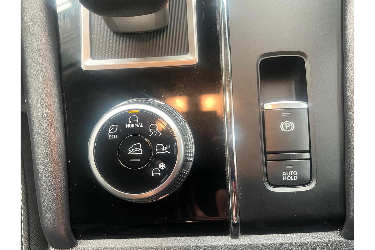 2024 Mitsubishi Outlander ES ZM
