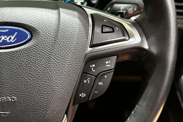 2019 Ford Endura Titanium CA