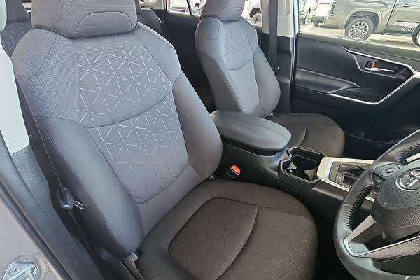 2021 Toyota RAV4 GXL AXAH52R