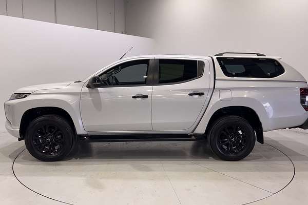 2022 Mitsubishi Triton GSR MR 4X4