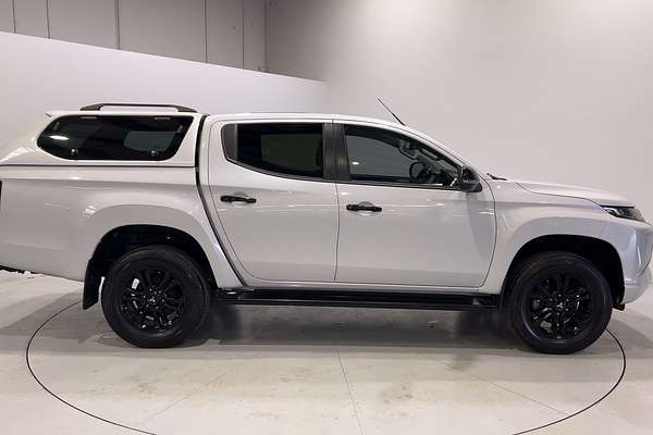 2022 Mitsubishi Triton GSR MR 4X4