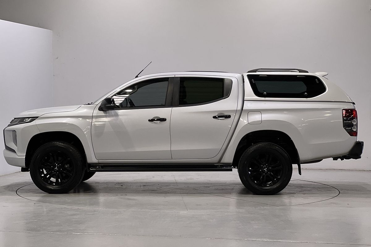 2022 Mitsubishi Triton GSR MR 4X4