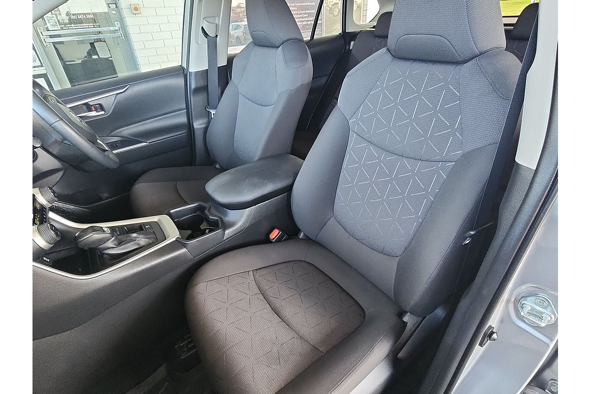 2021 Toyota RAV4 GXL AXAH52R