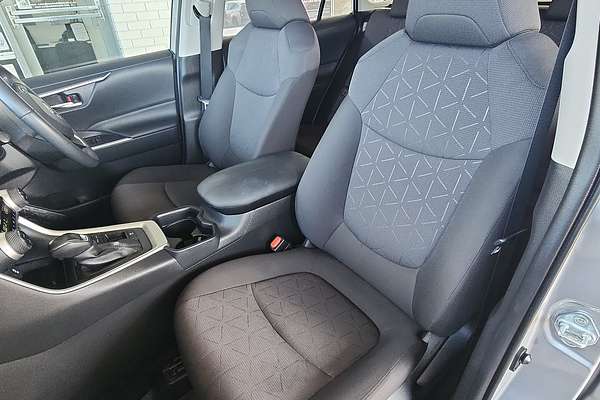 2021 Toyota RAV4 GXL AXAH52R