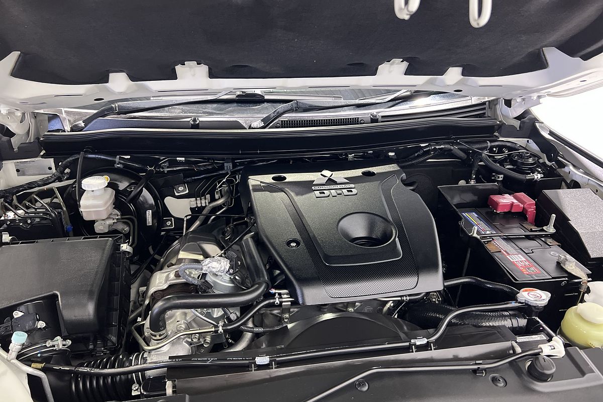 2022 Mitsubishi Triton GSR MR 4X4