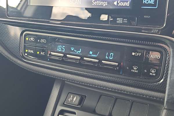 2017 Toyota Corolla Hybrid ZWE186R
