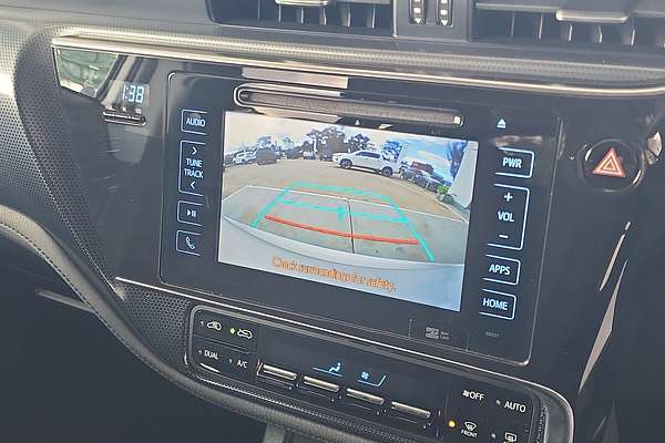 2017 Toyota Corolla Hybrid ZWE186R