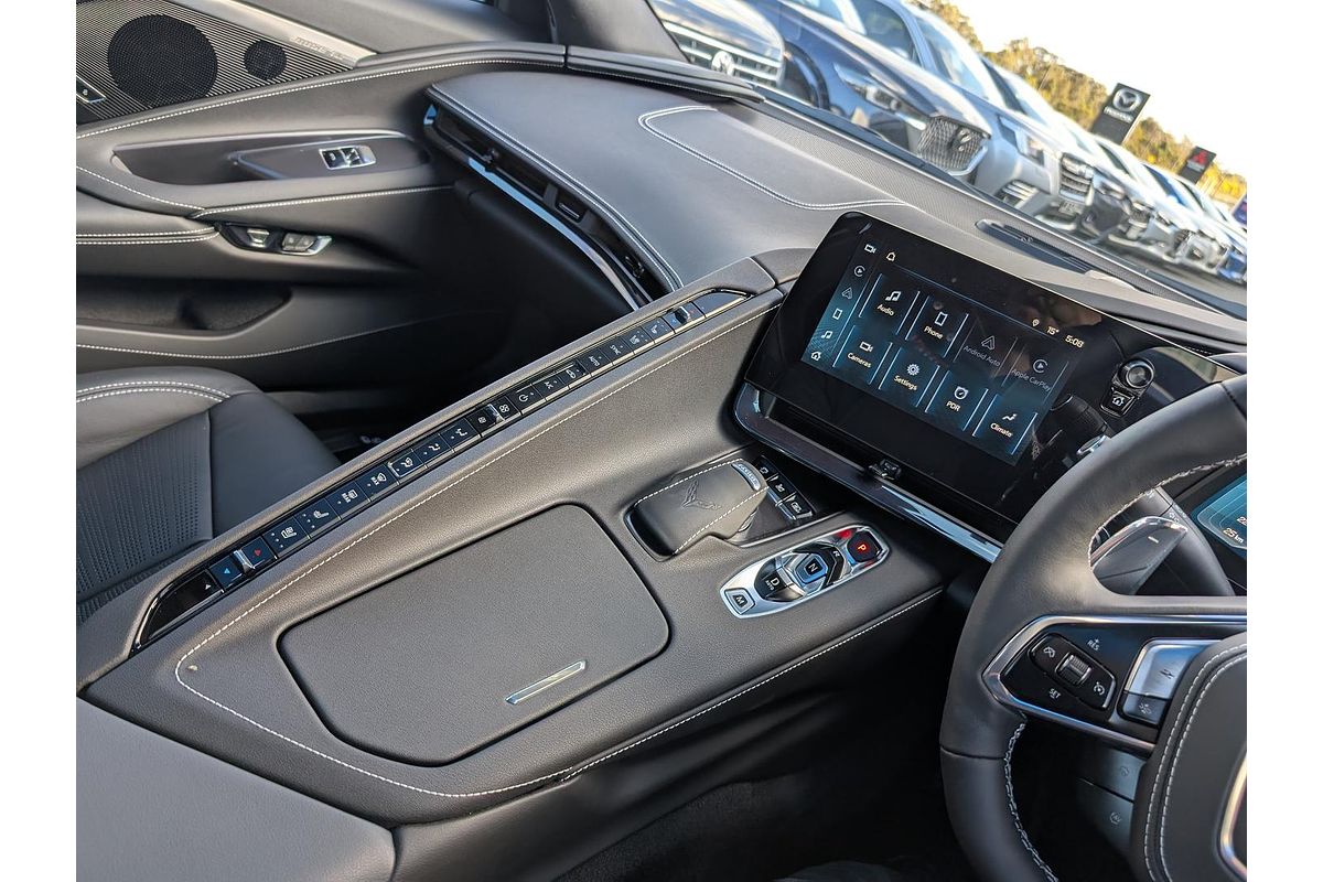 2025 Chevrolet Corvette Stingray 2LT C8