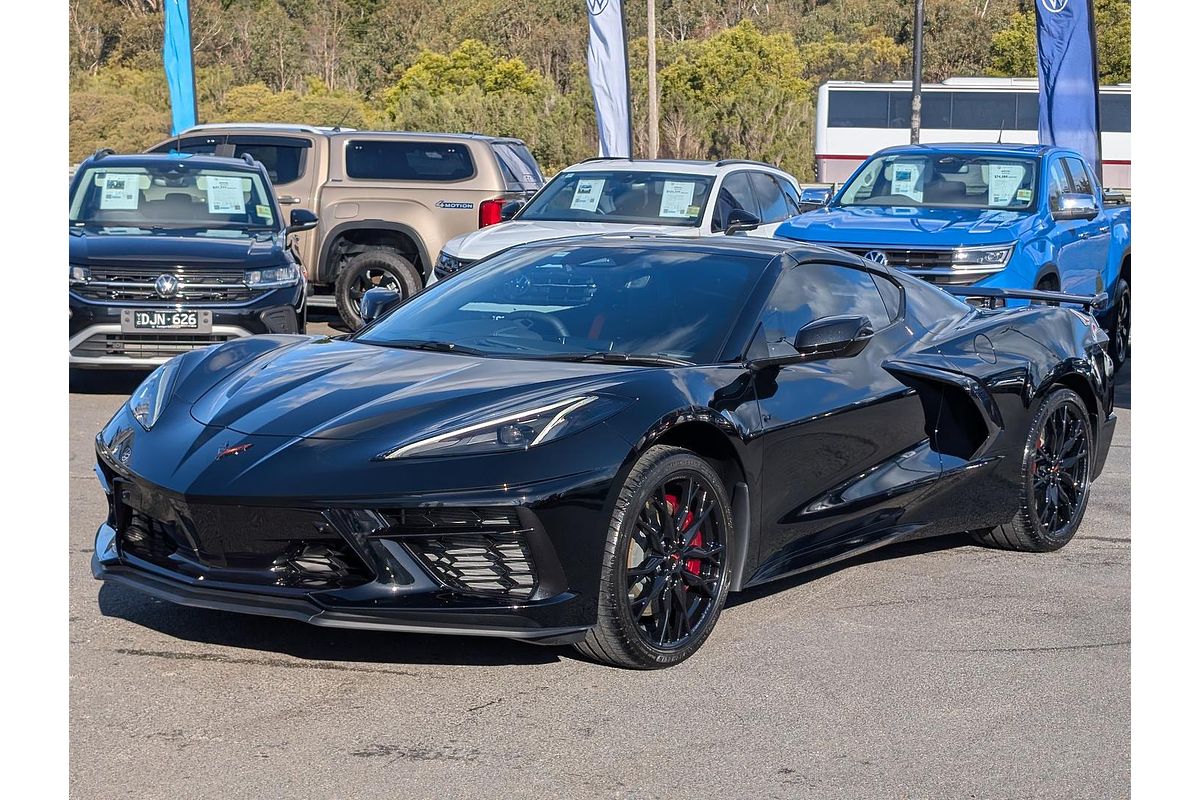 2025 Chevrolet Corvette Stingray 2LT C8