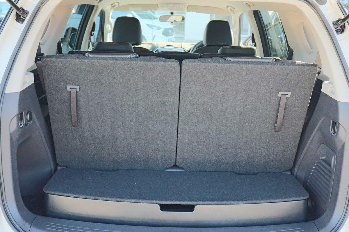 2020 Isuzu MU-X LS-T
