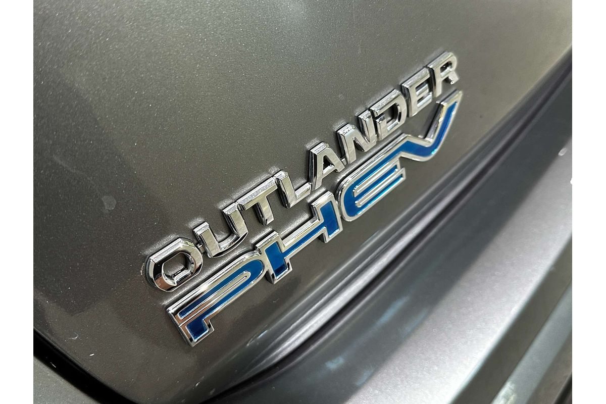 2021 Mitsubishi Outlander PHEV GSR ZL