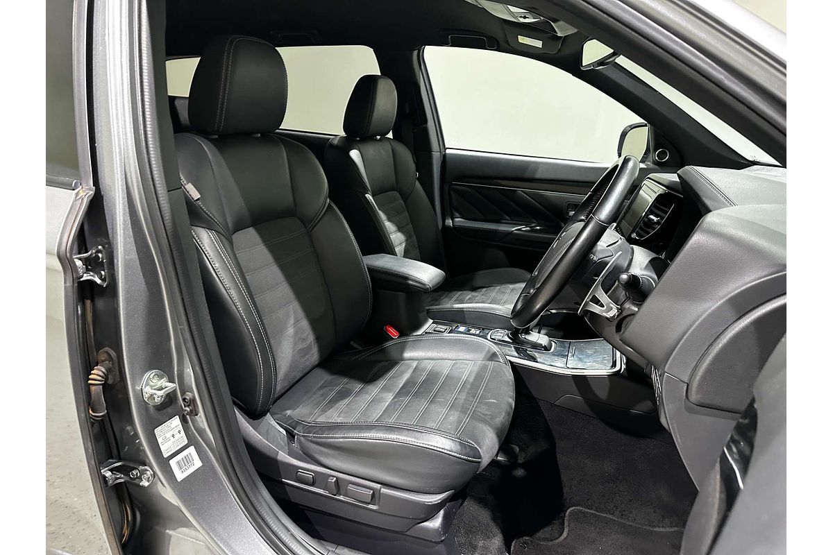 2021 Mitsubishi Outlander PHEV GSR ZL