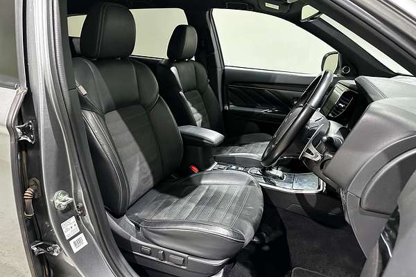 2021 Mitsubishi Outlander PHEV GSR ZL