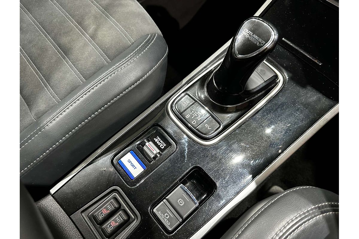 2021 Mitsubishi Outlander PHEV GSR ZL