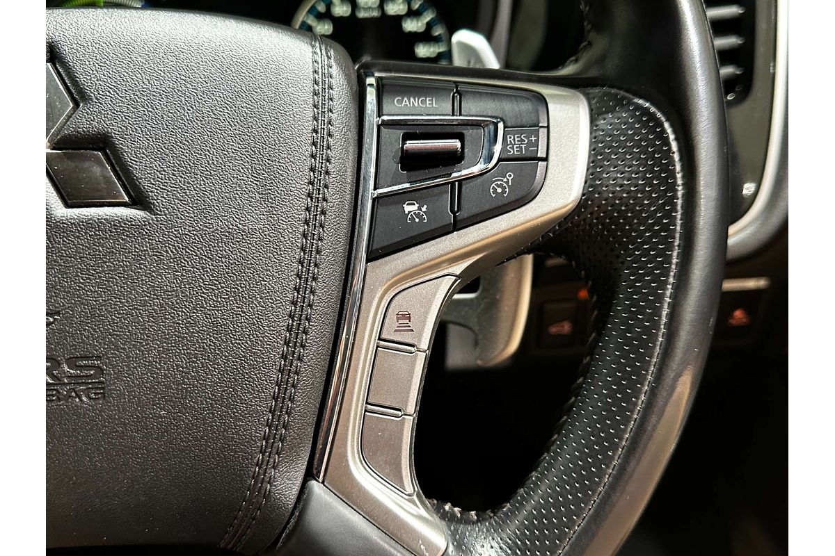 2021 Mitsubishi Outlander PHEV GSR ZL