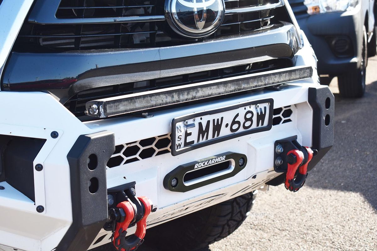 2021 Toyota Hilux SR5 GUN126R 4X4