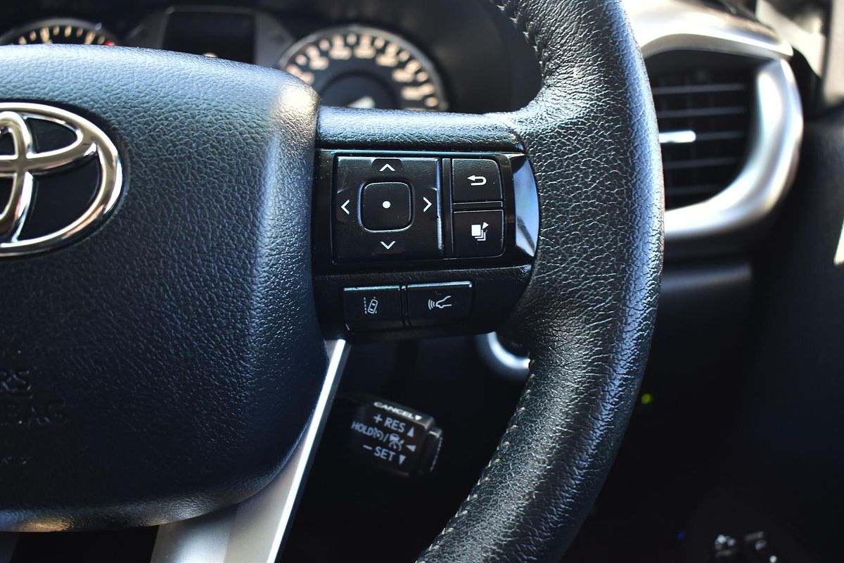 2021 Toyota Hilux SR5 GUN126R 4X4