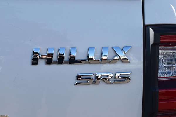 2021 Toyota Hilux SR5 GUN126R 4X4