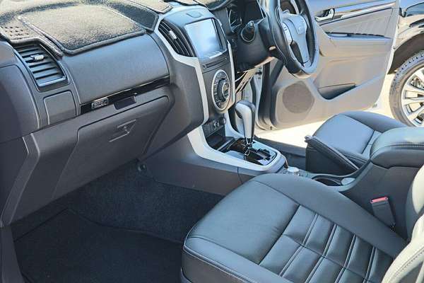 2020 Isuzu MU-X LS-T