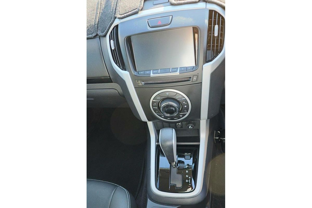 2020 Isuzu MU-X LS-T