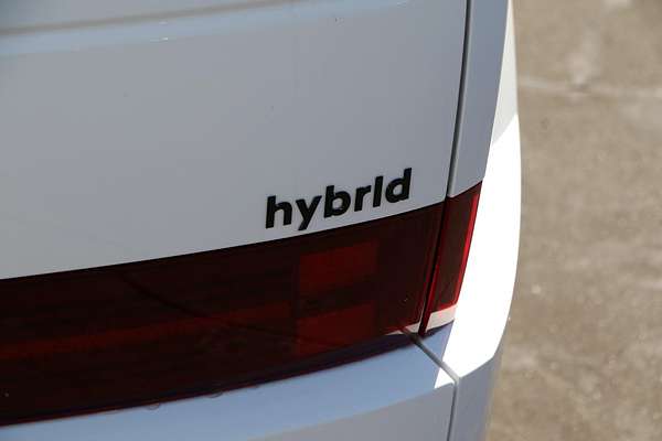 2025 Hyundai Santa Fe Hybrid Calligraphy MX5.V1