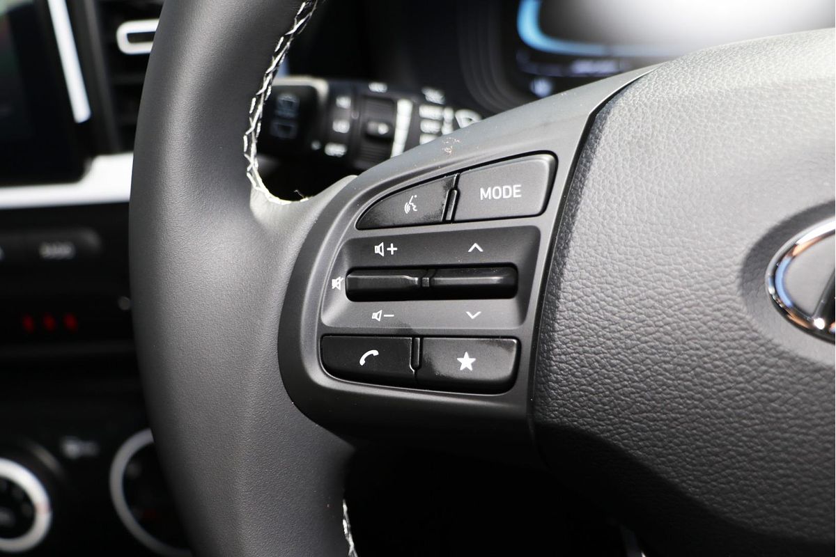 2025 Hyundai Venue Active QX.V5