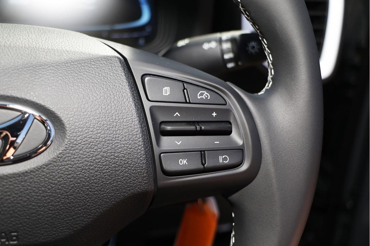 2025 Hyundai Venue Active QX.V5