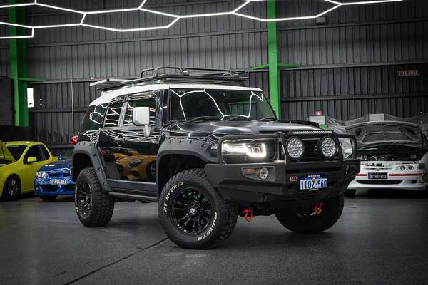 2011 Toyota FJ Cruiser GSJ15R
